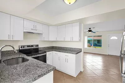 1658 NE 34th Street #A, Fort Lauderdale, FL 33334 - Photo 9