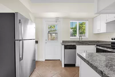 1658 NE 34th Street #A, Fort Lauderdale, FL 33334 - Photo 7