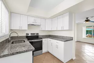 1658 NE 34th St, Fort Lauderdale, FL 33334 - Photo 5