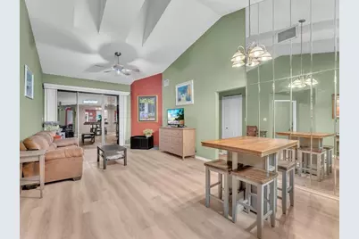 146 NW 98th Terrace #146, Plantation, FL 33324 - Photo 3