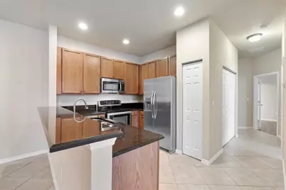 9065 Plymouth Place #9065, Tamarac, FL 33321 - Photo 5