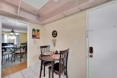 3475 Broken Woods Drive #401, Coral Springs, FL 33065 - Photo 11