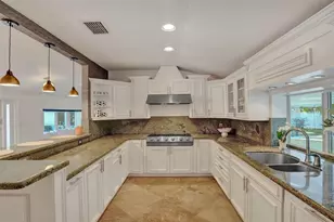 2740 NE 29th St, Fort Lauderdale, FL 33306 - Photo 17