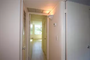 4025 N Federal Hwy, Oakland Park, FL 33308 - Photo 19