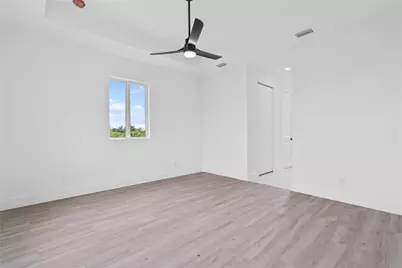 13438 McIntosh Avenue, Port Charlotte, FL 33981 - Photo 17
