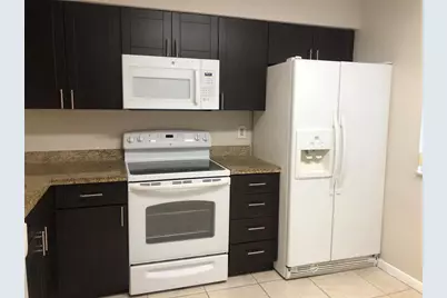 729 NW 92nd Avenue, Plantation, FL 33324 - Photo 3