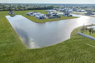 925 SE Seasons Ln, Port Saint Lucie, FL 34984 - Photo 39