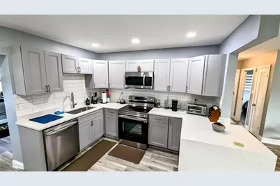 8503 NW 57th Court, Tamarac, FL 33321 - Photo 5