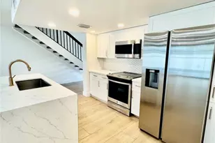 11245 NW 14th Ct, Pembroke Pines, FL 33026 - Photo 5