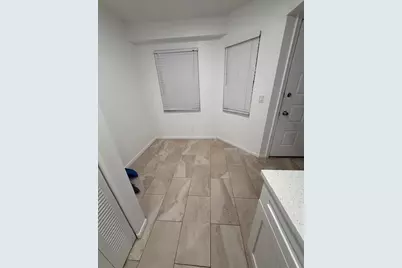 1200 SW 124th Terrace #405, Hollywood, FL 33027 - Photo 3