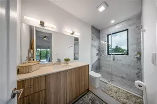 239 W Seaview Dr, Marathon, FL 33050 - Photo 9