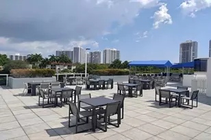 3625 N Country Club Dr Unit, Miami, FL 33180 - Photo 31