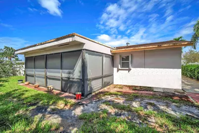 7950 NW 8th Court, Margate, FL 33063 - Photo 9