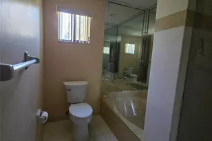 626 NE 195th St, Miami, FL 33179 - Photo 13