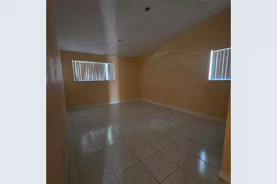 626 NE 195th Street #626, Miami, FL 33179 - Photo 11