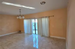 626 NE 195th St, Miami, FL 33179 - Photo 5