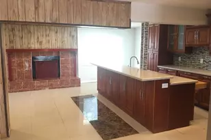 720 N 66 Terrace, Hollywood, FL 33024 - Photo 7