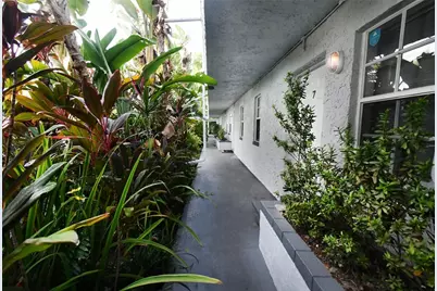 900 NE 26th Street #7, Wilton Manors, FL 33305 - Photo 11