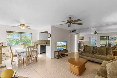 4160 Cambridge G #4160, Deerfield Beach, FL 33442 - Photo 3