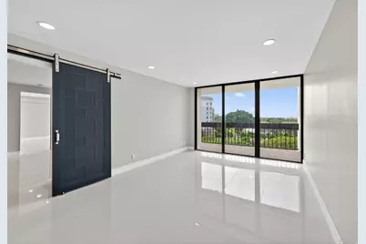 2400 Presidential Way #505, West Palm Beach, FL 33401 - Photo 5