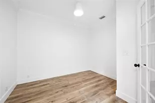 218 NE 15th Ave, Fort Lauderdale, FL 33301 - Photo 9