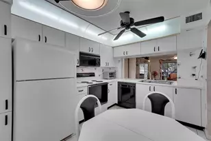 10368 NW 24th Pl, Sunrise, FL 33322 - Photo 13