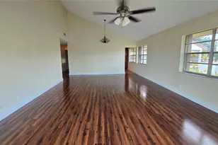 8751 Holly Ct, Tamarac, FL 33321 - Photo 11