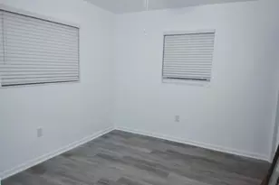 3055 NW 212th St, Miami Gardens, FL 33056 - Photo 5