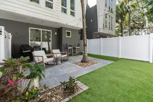 723 SE 16th Ct, Fort Lauderdale, FL 33316 - Photo 7