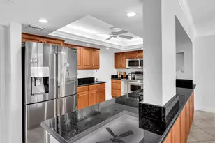 1150 Hillsboro Mile, Pompano Beach, FL 33062 - Photo 11