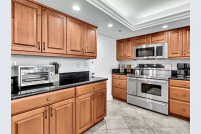 1150 Hillsboro Mile #204, Pompano Beach, FL 33062 - Photo 3