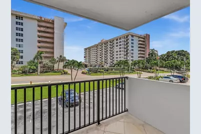 1150 Hillsboro Mile #204, Pompano Beach, FL 33062 - Photo 21