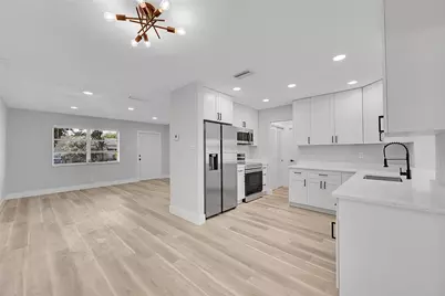 6925 NW 11th Street, Margate, FL 33063 - Photo 11