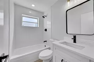 6925 NW 11th St, Margate, FL 33063 - Photo 27