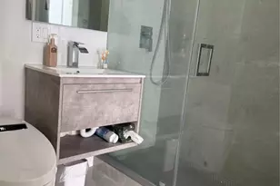 823 N 20th Ct, Hollywood, FL 33020 - Photo 17