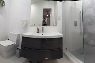 823 N 20th Ct, Hollywood, FL 33020 - Photo 13