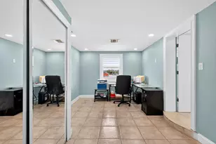 1201 N Tyrone Blvd N, Saint Petersburg, FL 33710 - Photo 23