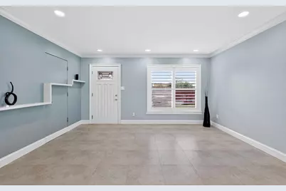 1201 N Tyrone Boulevard, , FL 33710 - Photo 7