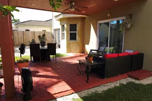 21053 SW 88th Pl, Cutler Bay, FL 33189 - Photo 9