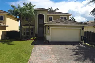 21053 SW 88th Pl, Cutler Bay, FL 33189 - Photo 1