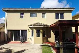 21053 SW 88th Pl, Cutler Bay, FL 33189 - Photo 5