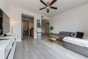 533 NE 3rd Ave, Fort Lauderdale, FL 33301 - Photo 3