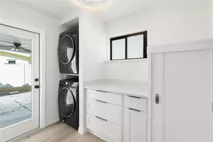 455 SW 14th Ct, Pompano Beach, FL 33060 - Photo 11