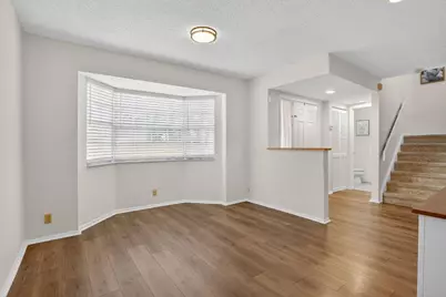 11461 Lakeview Drive #8, Coral Springs, FL 33071 - Photo 5