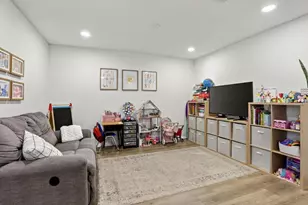 11461 Lakeview Dr, Coral Springs, FL 33071 - Photo 25