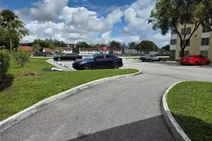 4152 Inverrary Dr, Lauderhill, FL 33319 - Photo 19