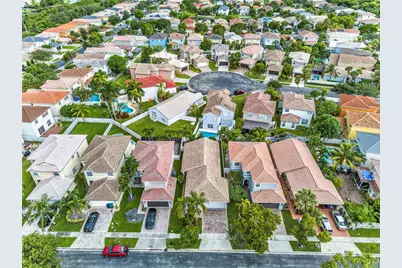 2424 SW 162nd Avenue, Miramar, FL 33027 - Photo 39