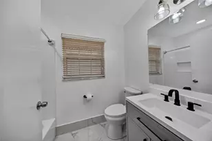 2424 SW 162nd Ave, Miramar, FL 33027 - Photo 35