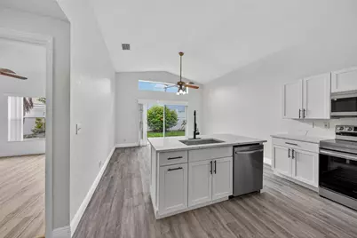 2424 SW 162nd Avenue, Miramar, FL 33027 - Photo 9