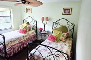 8223 Springlake Dr, Boca Raton, FL 33496 - Photo 11